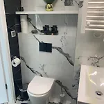 By Radecka Zarembowicza Lotnisko