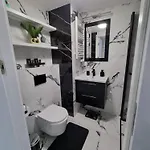 By Radecka Zarembowicza Lotnisko