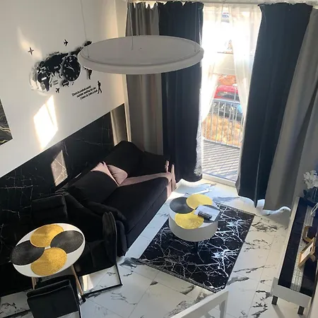 By Radecka Zarembowicza Lotnisko Apartamento