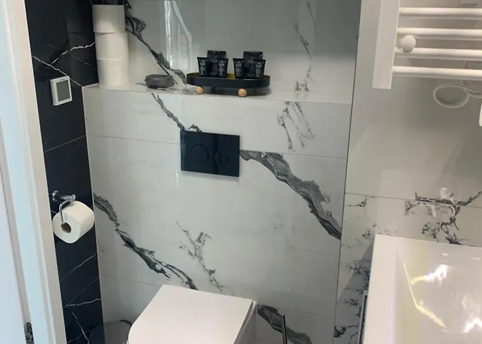 By Radecka Zarembowicza Lotnisko