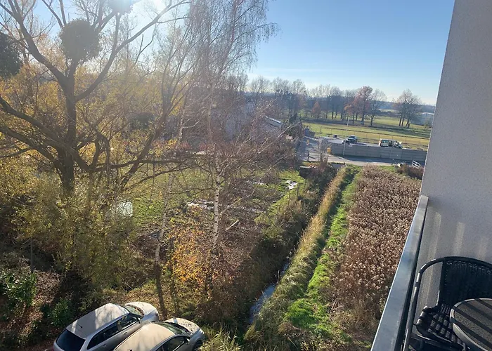 By Radecka Zarembowicza Lotnisko * Wroclaw