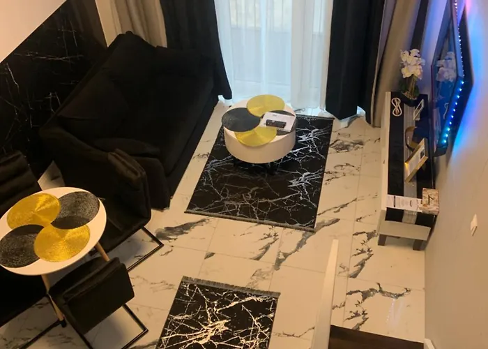 By Radecka Zarembowicza Lotnisko * Breslavia