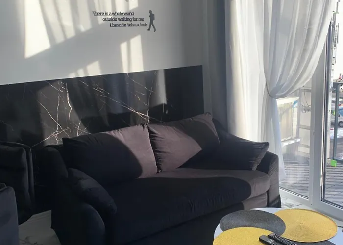 By Radecka Zarembowicza Lotnisko * Breslavia